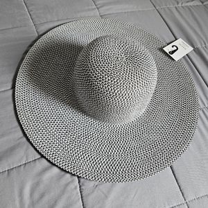 David and Young Black and White Woven Paper Construction Wide Brim Sun Hat